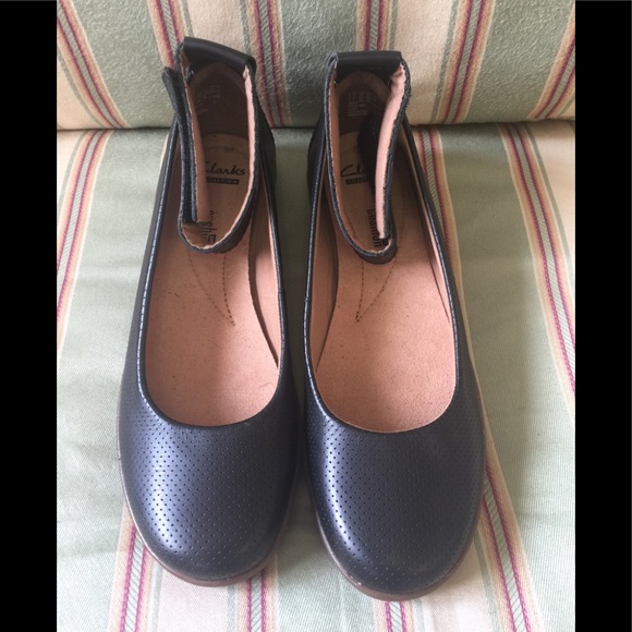 clarks medora nina black